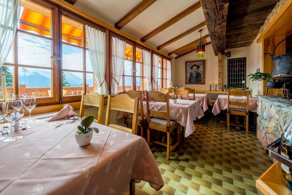 Swiss Chalet-Style Hotel Walliser Spycher Riederalp Exterior photo