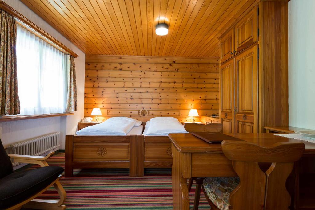 Swiss Chalet-Style Hotel Walliser Spycher Riederalp Exterior photo